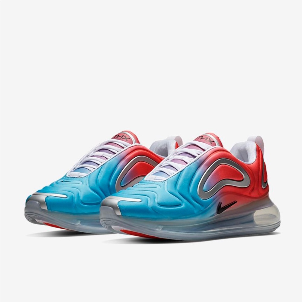 Nike Air Max 720 - Picture 3 of 3